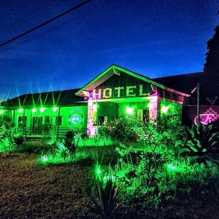 Road House Rota 118 Motorcycle Hotel Alto Paraíso de Goiás 외부 사진